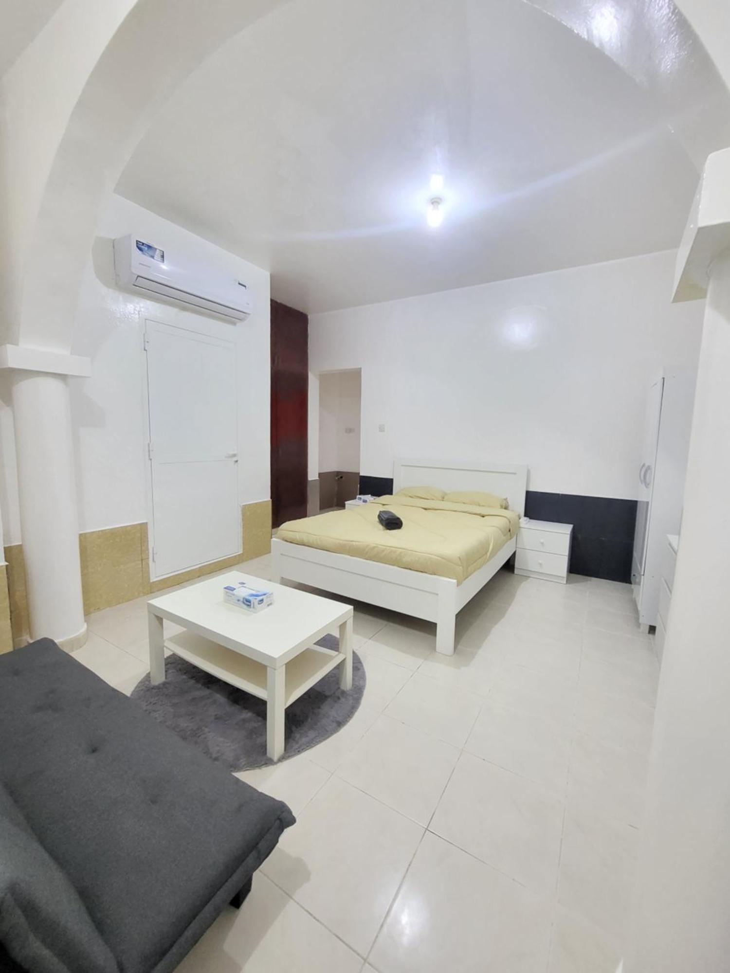 Corniche Villa Full Studio Apartment Abu Dhabi Exterior foto